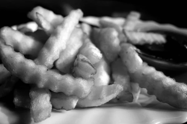 Fried Potato Close Blur Effect Black White Fast Food Background — Stock Photo, Image
