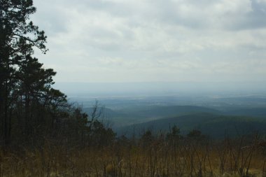 Oklahoma 'daki Ouachita Dağları Talimena Sahne Yolu' ndan