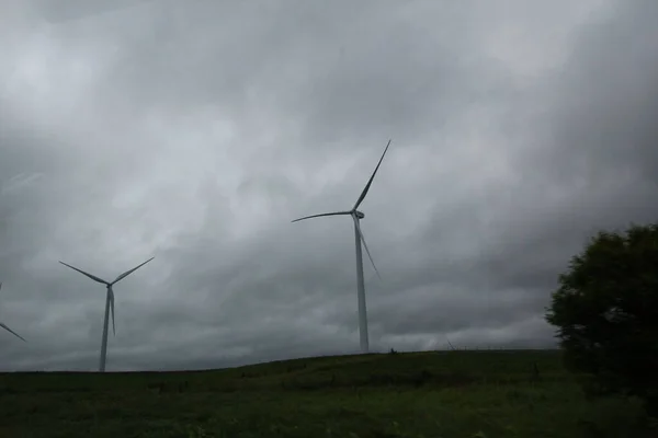 Giant Windmills Cloudy Day Iowa — Stock Photo, Image