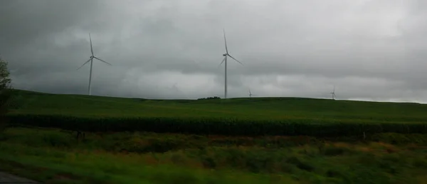 Giant Windmills Cloudy Day Iowa — Stock Photo, Image