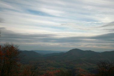 Sonbaharda Walker Dağı, Virginia