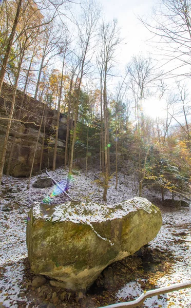 Hemlock Cliffs Hösten Efter Lätt Snö Indiana — Stockfoto