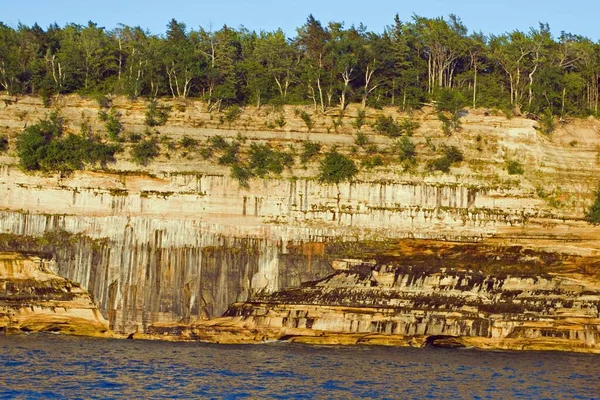 Resimli Kayalar Ulusal Lakeshore Michigan — Stok fotoğraf