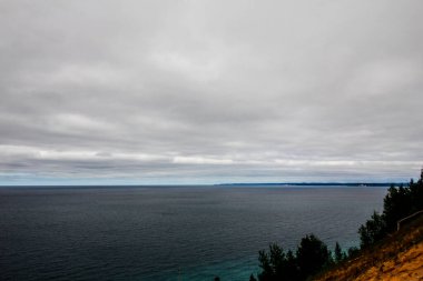 Piramit Noktası Yolu, Uyuyan Ayı Kumulları Ulusal Lakeshore, Michigan