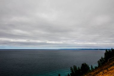 Piramit Noktası Yolu, Uyuyan Ayı Kumulları Ulusal Lakeshore, Michigan