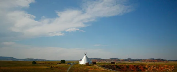 Vore Buffalo Zıpla, Wyoming 90 numaralı otobanın yanında.