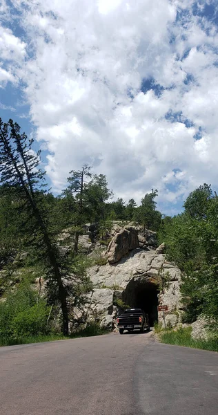 Iron Creek Tunnel Needles Highway Verano Dakota Del Sur — Foto de Stock