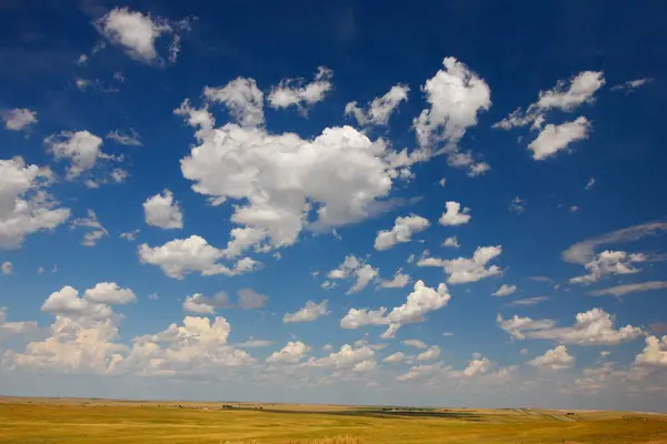 Solig Dag Med Moln Över Stora Slätterna South Dakota — Stockfoto