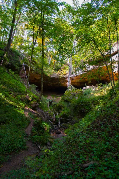 Jaskinia Hosaka Salt Fork State Park Ohio — Zdjęcie stockowe