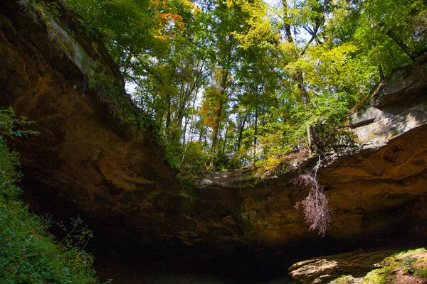Jaskinia Hosaka Salt Fork State Park Ohio — Zdjęcie stockowe