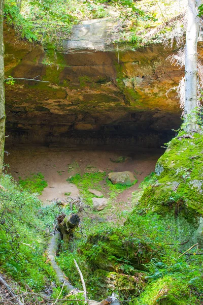 Пещера Хосака Солт Форк Стейт Парк Огайо — стоковое фото