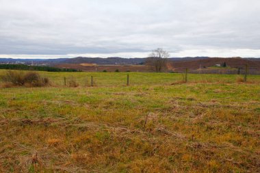 Kızıl Tepe, Dover, Ohio