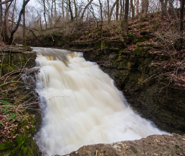 俄亥俄州都柏林市Indian Run Falls Park — 图库照片