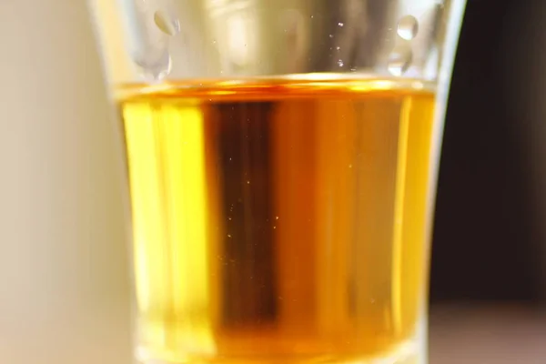 Kleines Glas Bourbon Likör — Stockfoto