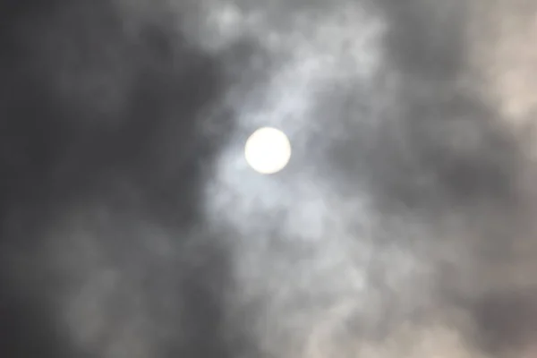 한낮의 구름낀 — 스톡 사진