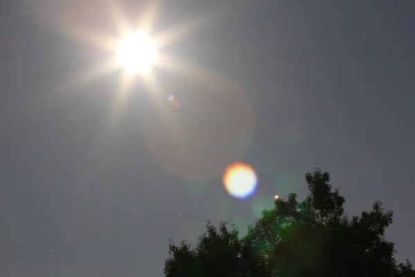 Luna Piena Con Raggi Starburst — Foto Stock