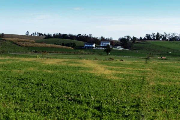 Sonbaharda Holmes County, Ohio 'da kırsal araziler