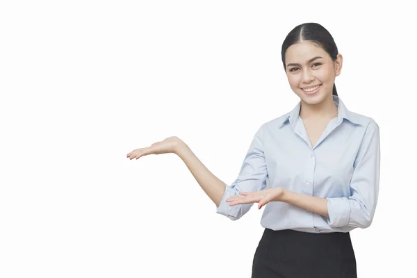 Zakenvrouw Toon iets geïsoleerd op een witte achtergrond, Azië — Stockfoto