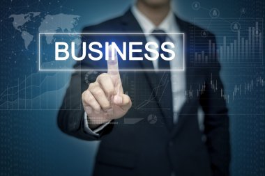 Sanal ekran butonuna iş dokunmadan işadamı el