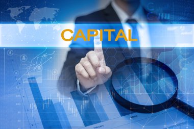 Sanal ekran butonuna sermaye dokunmadan işadamı el