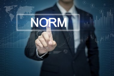 Sanal ekran butonuna norm dokunmadan işadamı el