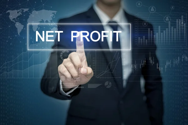 Empresario mano tocando NET PROFIT botón en la pantalla virtual — Foto de Stock