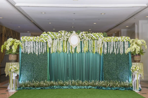 green wedding backdrop