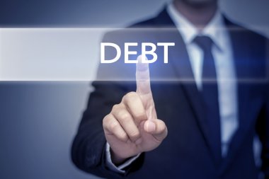 Sanal ekran butonuna borç dokunmadan işadamı el