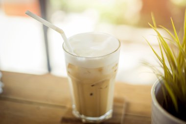 ahşap zemin buzlu kahve