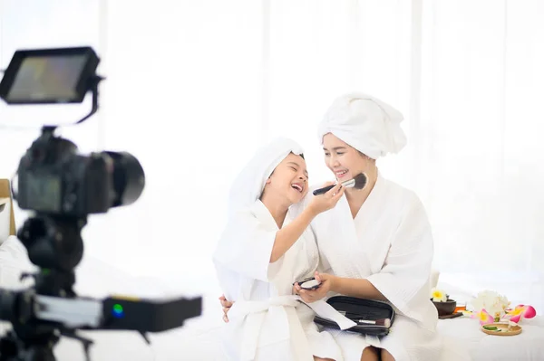 Video Camera Filming Happy Mom Daughter White Bathrobe Acting Movie — Stock Photo, Image