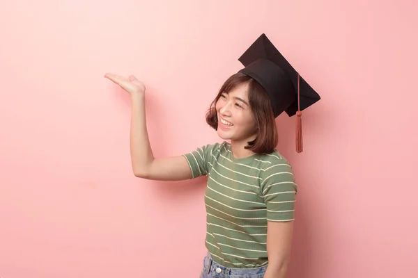 Portrait Young Asian Student Wearing Graduation Cap Studio Background — Stock Photo, Image