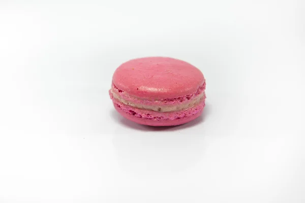 Macaron coloré isolé sur fond blanc — Photo