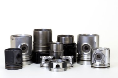 Otomobil piston parçaları