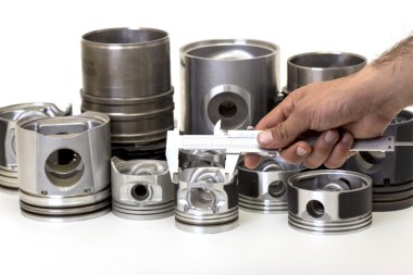 Otomobil piston parçaları