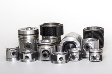 Otomobil piston parçaları