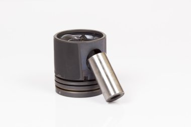 Otomobil piston parçaları