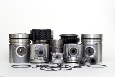 Otomobil piston parçaları