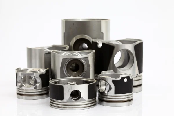 Otomobil piston parçaları