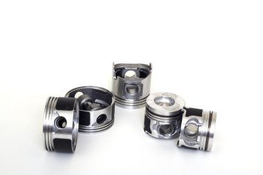 Otomobil piston parçaları