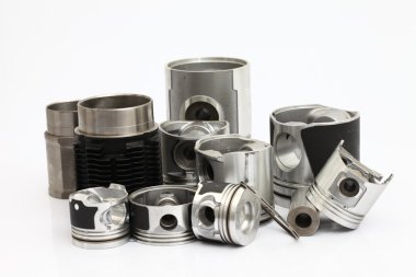 Otomobil piston parçaları
