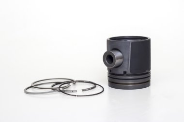 Otomobil piston parçaları