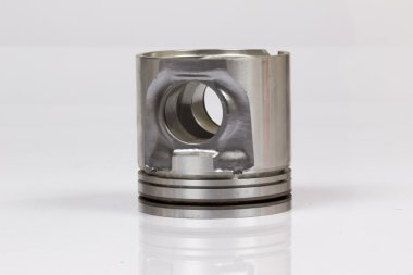 Otomobil piston parçaları
