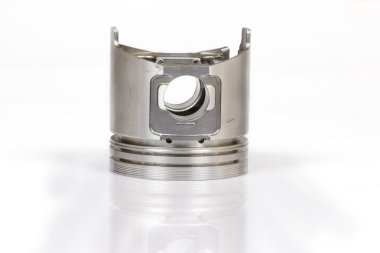 Otomobil piston parçaları