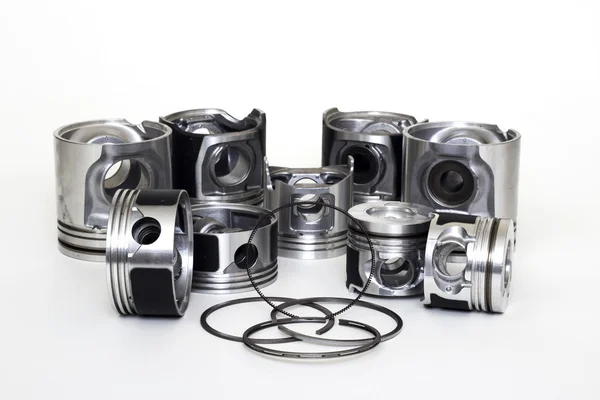 Otomobil piston parçaları