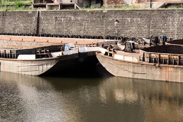 Old Barges Moored Port Transportation Coal Thermal Power Plants Barges — Stock Photo, Image