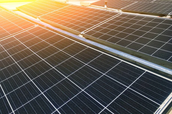 Güneş Paneli Enerji Santrali Yenilenebilir Güneş Enerjisi — Stok fotoğraf