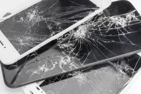 a lot of broken spartphones, broken screens on the phone