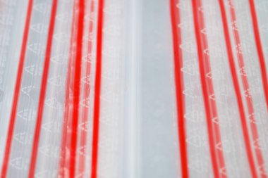 Fermuarlı tek kullanımlık plastik poşetler, yakın plan.,