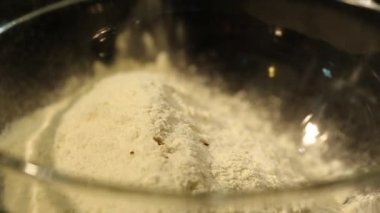 Un üzerinde karışık baharat