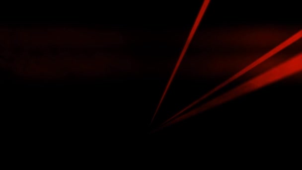 Rayons laser rouges avec fumée et brouillard 